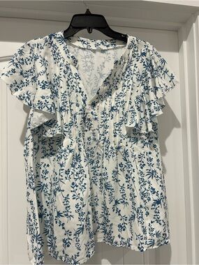 White & Blue Floral Ruffle Sleeve Blouse SHEIN curve